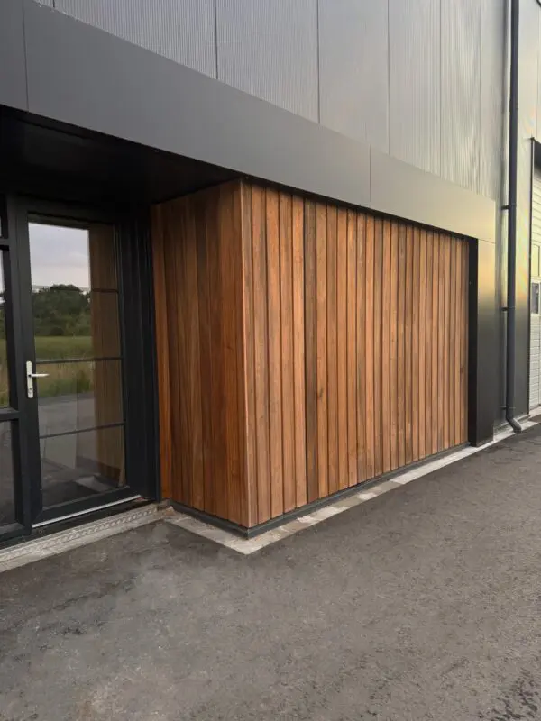 Ayous channelsiding thermisch gemodificeerd 18x140x4850mm - Afbeelding 6